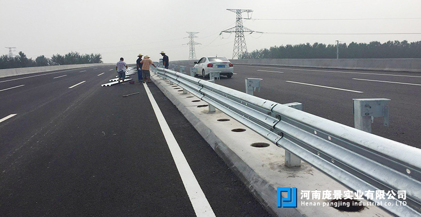 公路波形防撞XVDEVIOS安卓免费安装包地址.jpg